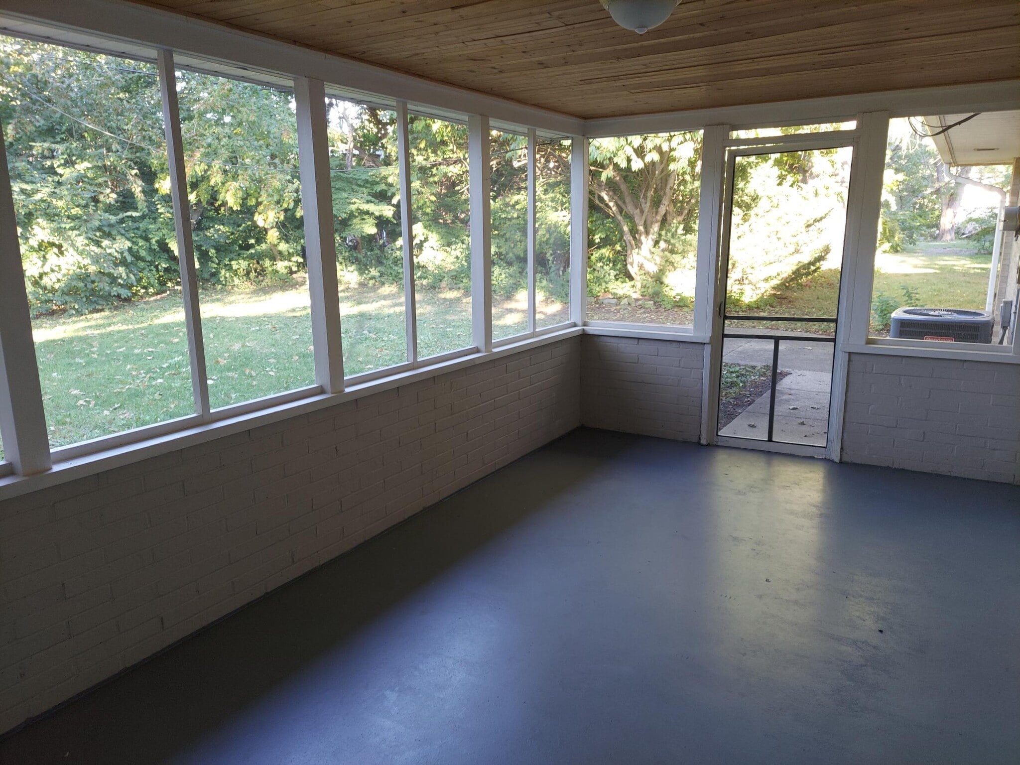 Building Photo - 5 Mayfair Ct