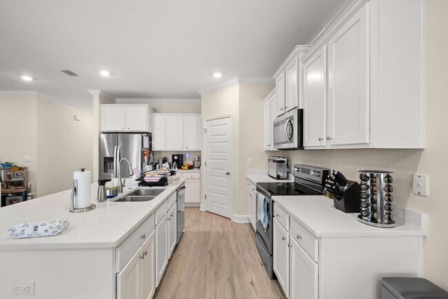 Building Photo - 93 Eagles Nest Dr