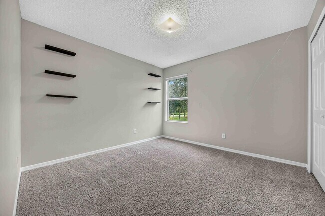 Building Photo - 2235 Mallory Cir