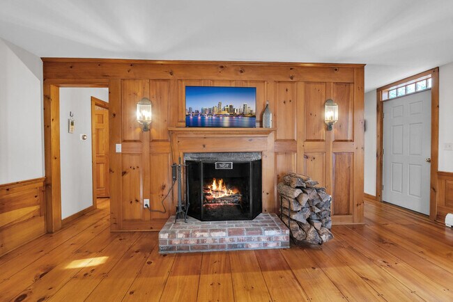 Building Photo - 73 Champeaux Rd