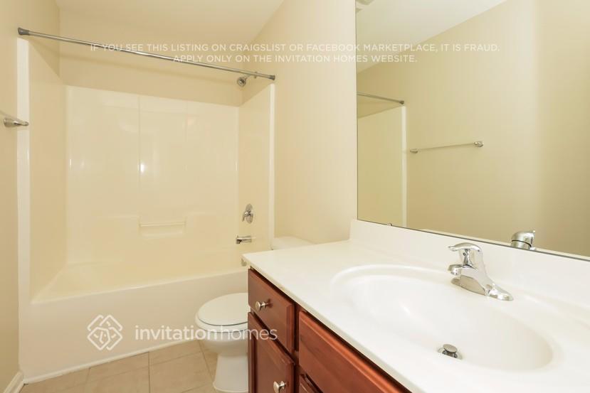 Building Photo - 16013 Caranna Ct