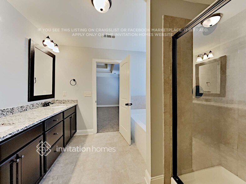 Building Photo - 829 Joy Dr