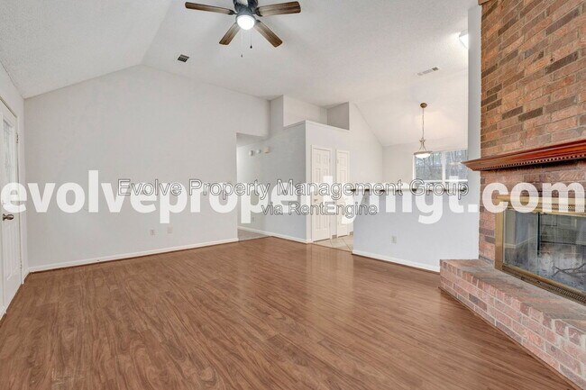 Building Photo - 3823 Twin Valley Cove