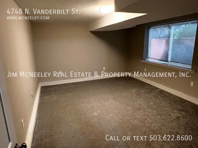 Building Photo - 4748 N Vanderbilt St