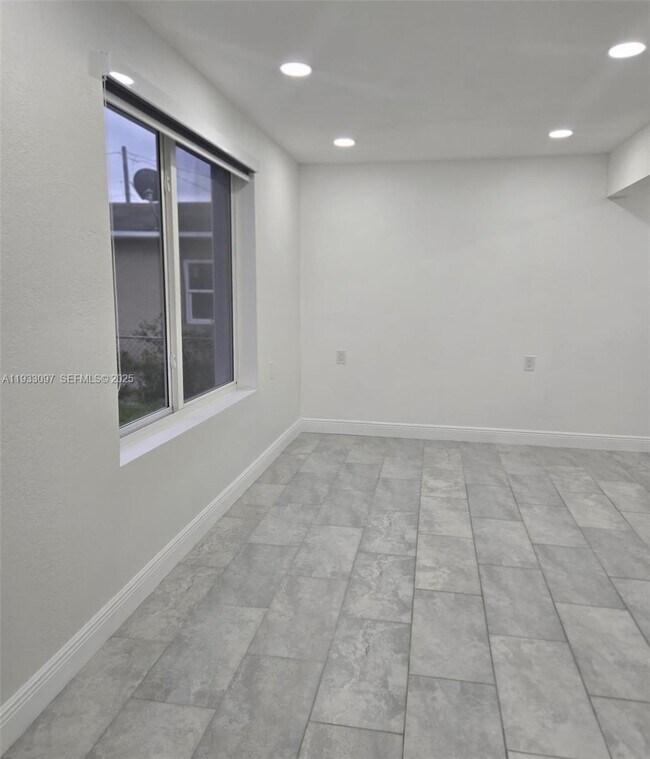 Building Photo - 38 Edmund Rd