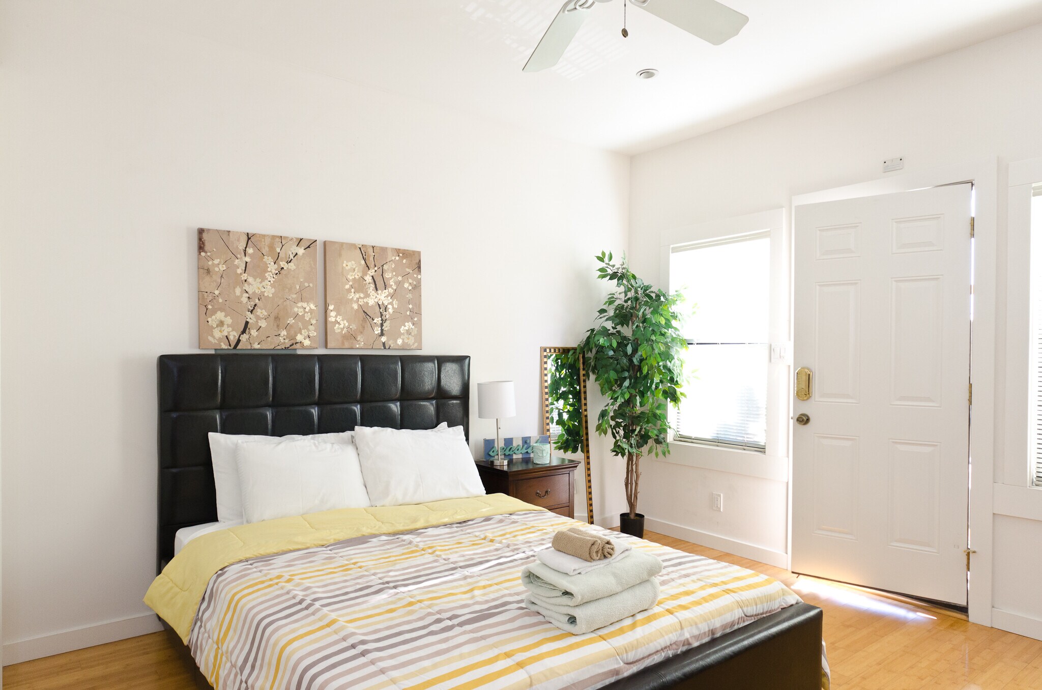 Building Photo - 202 Bicknell Ave