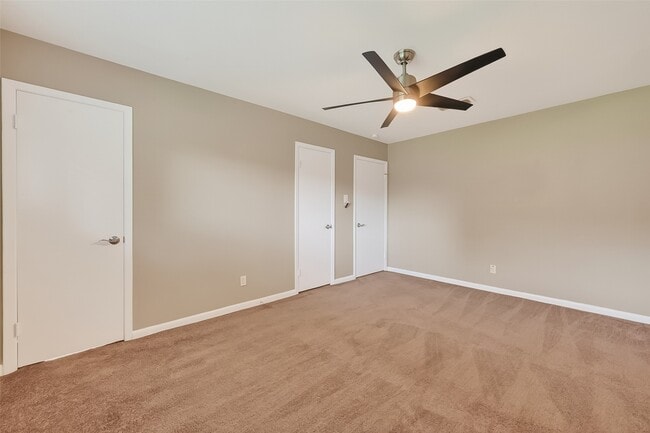 Building Photo - 12002 Hillcroft St