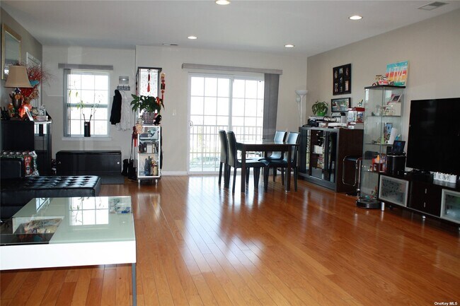 Building Photo - 12204 Powell Cove Blvd