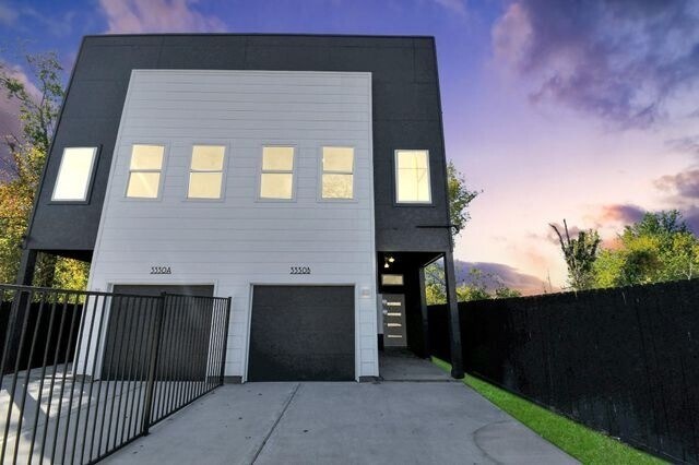 Building Photo - 3330 Francis St