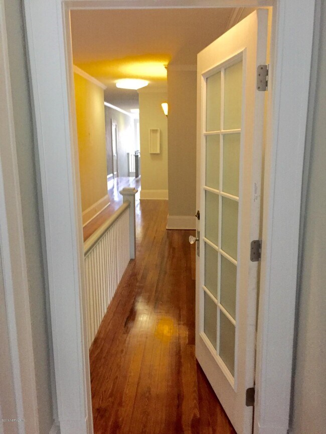 Building Photo - 2116 Herschel St