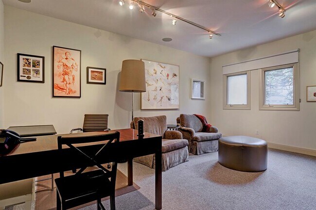 Building Photo - 6700 Belmont St