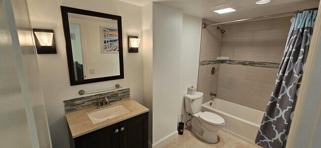 Building Photo - 11865 SW 11th Ct