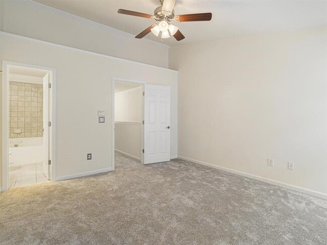 Building Photo - 205 16th St NW