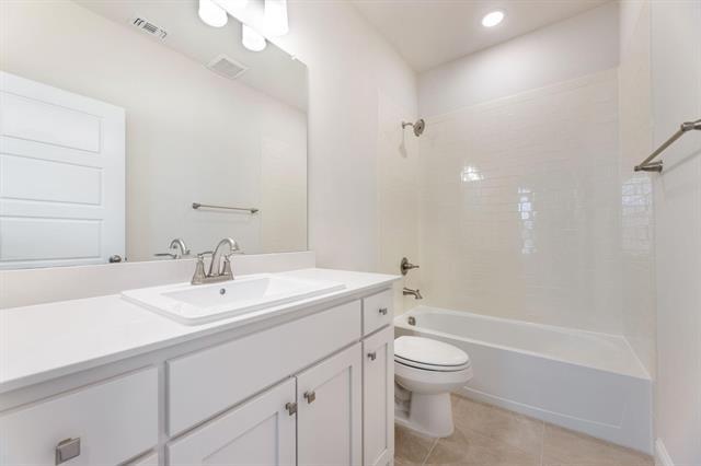 Building Photo - 4704 Corriente Vista Ln