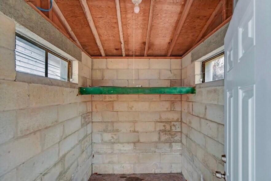 Building Photo - 752 Toll Rd