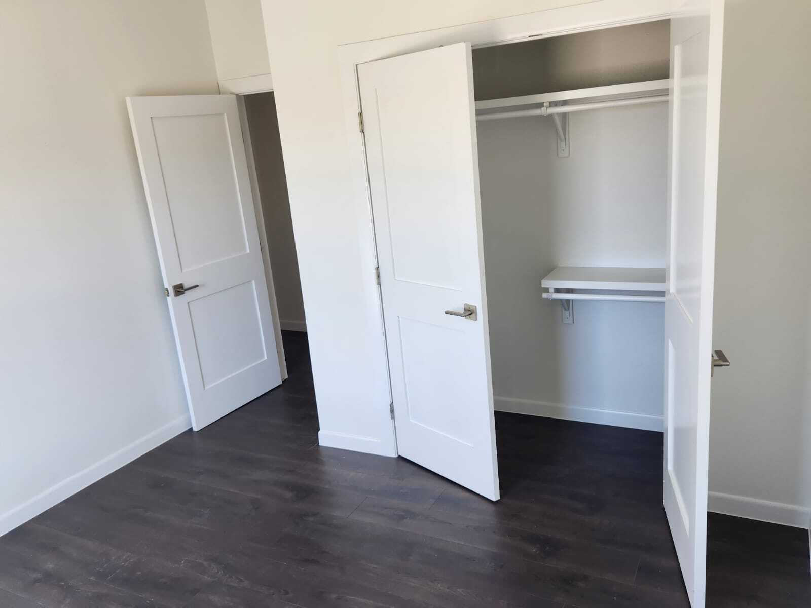 Building Photo - 2716 Kerria Ave