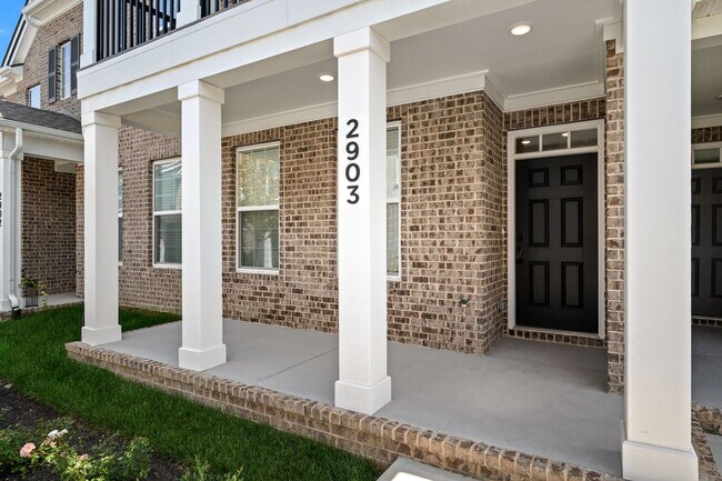 Building Photo - 2718 Willowoak Trl