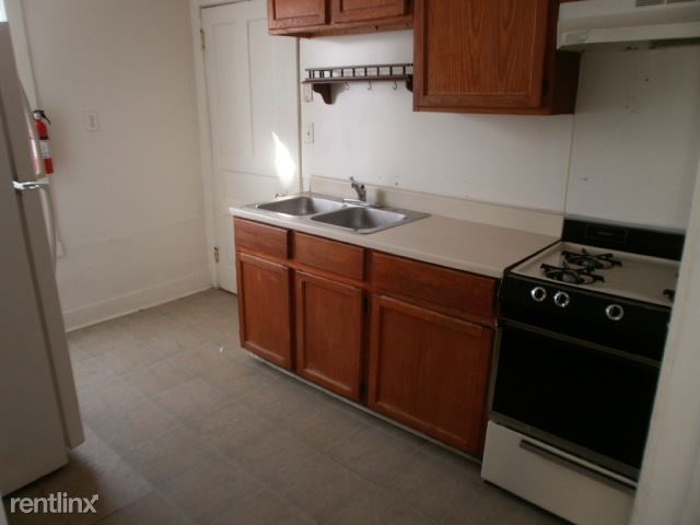 Building Photo - 2 br, 1 bath House - 2301 Mount Olivet Rd