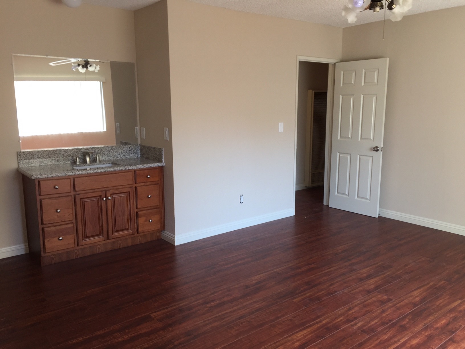 Bedroom - 2607 Voorhees Ave