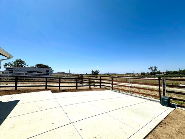 Building Photo - LUXE NEW BUILD ON PROPERTY IN MENIFEE!