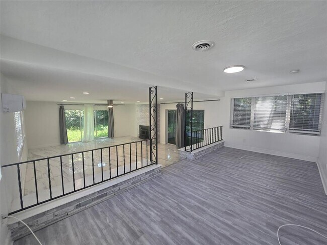 Building Photo - 2909 Hargill Dr