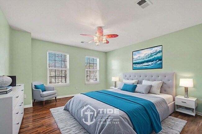 Building Photo - Your Carolina Bay Haven