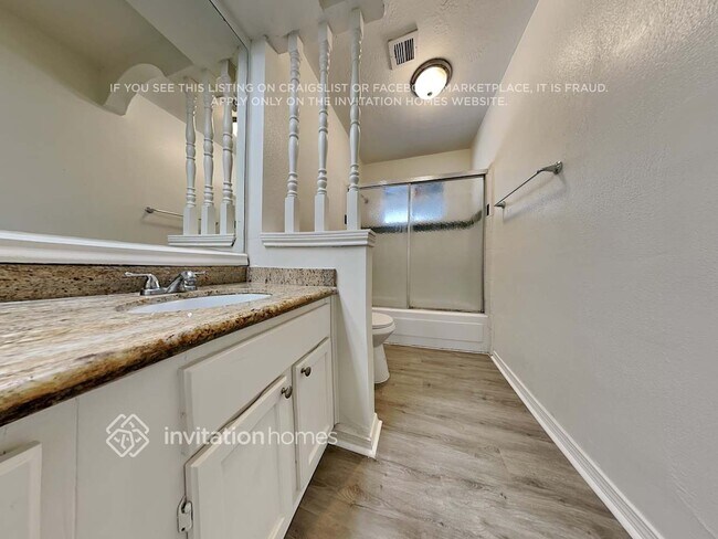 Building Photo - 4034 Broken Elm Dr