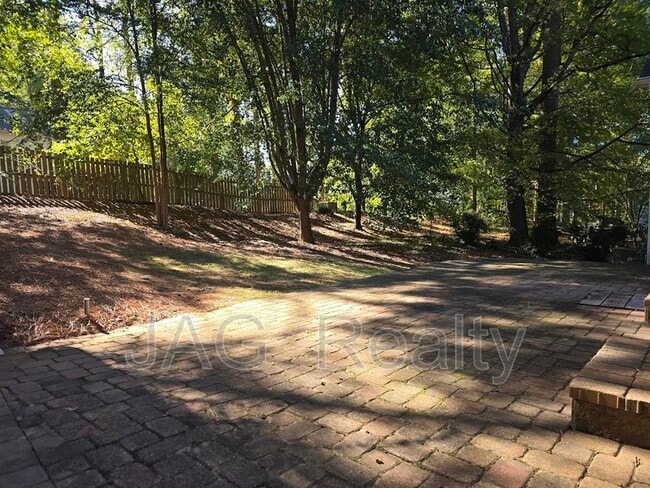 Building Photo - 4323 Chadwell Ln