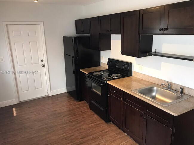 Building Photo - 131 NW 15th St