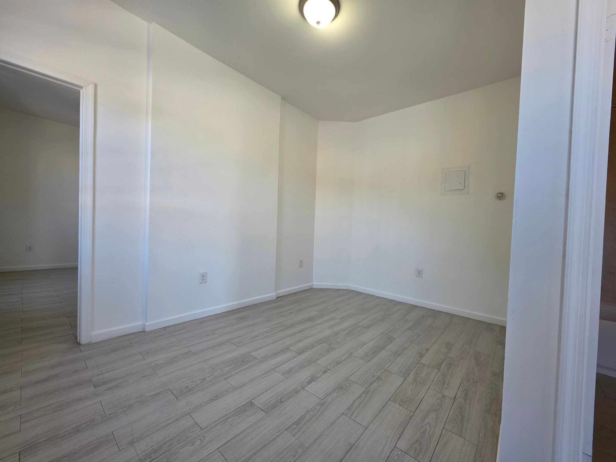 Building Photo - 8652 112th St