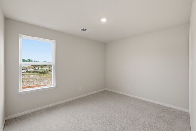 Building Photo - 5902 Peony Pl