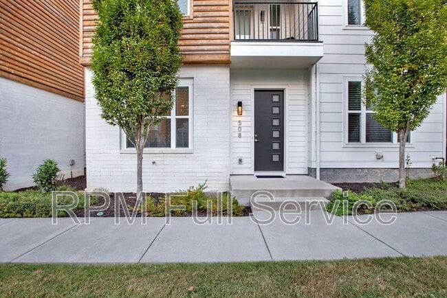 Building Photo - 508 Vernon Cir