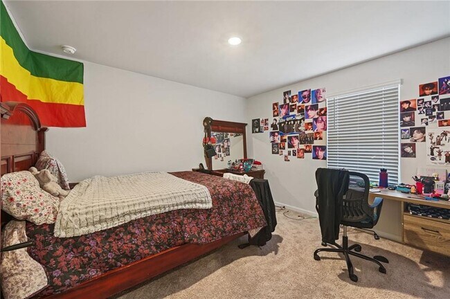 Building Photo - 3971 Dean Grv Wy