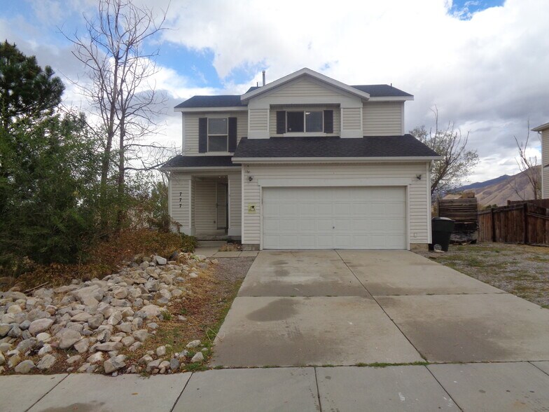 Primary Photo - 777 Valley View Dr