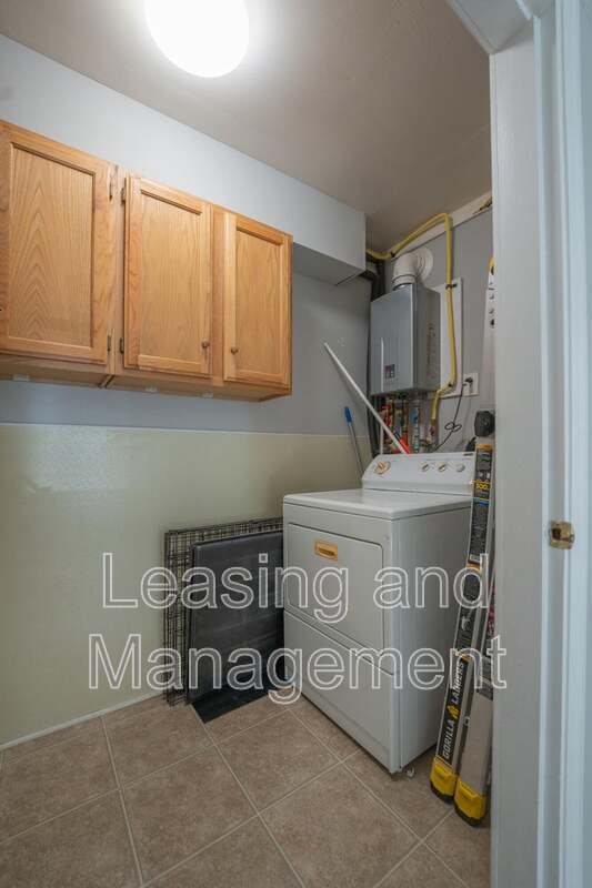 Building Photo - 1737 Bozo Ln