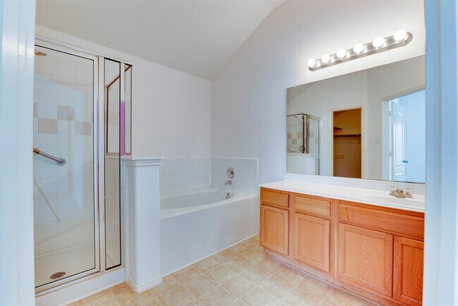 Building Photo - 18535 Melissa Springs Dr