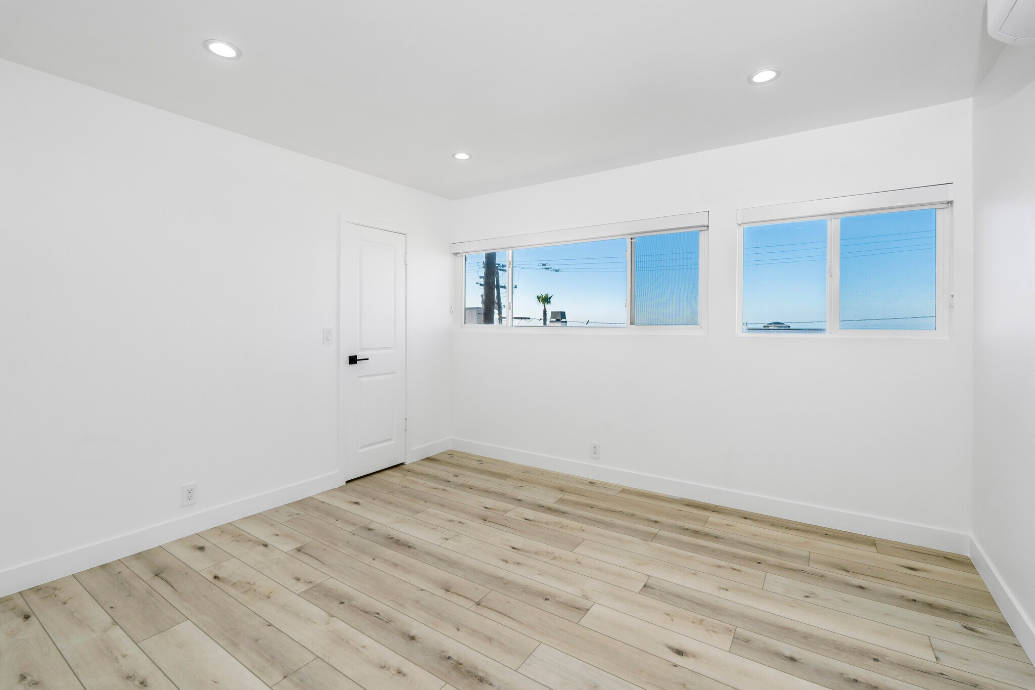 Building Photo - 133 34th St