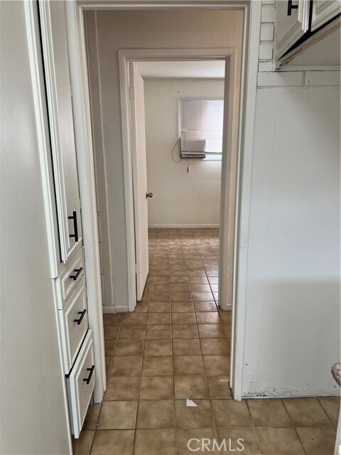 Building Photo - 44078 Cedar Ave