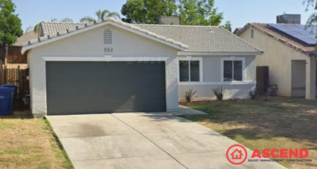 Primary Photo - Beautiful Home Off Merle Haggard Dr!