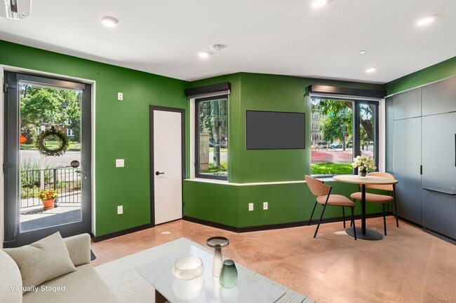 Building Photo - Urban 1-bedroom/ 1-bath Corner Unit in City Park West- Total Monthly Cost With Mandatory Fees ($1...