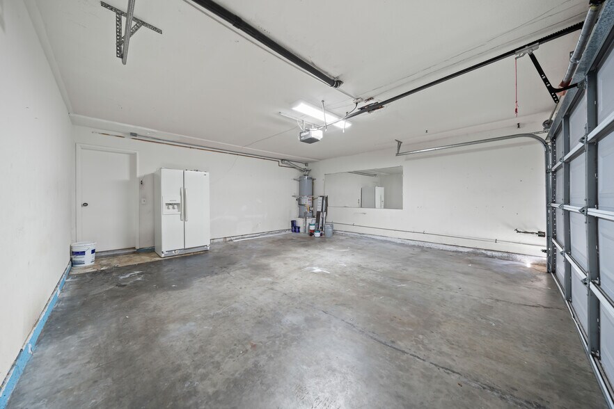 Building Photo - 4256 Arcata Bay Way