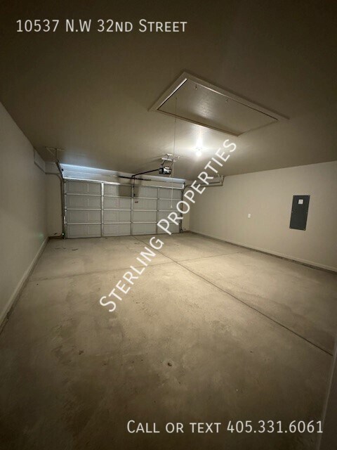 Building Photo - 10537 NW 32nd St