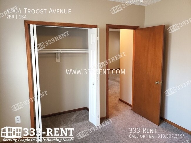 Building Photo - 4004 Troost Ave