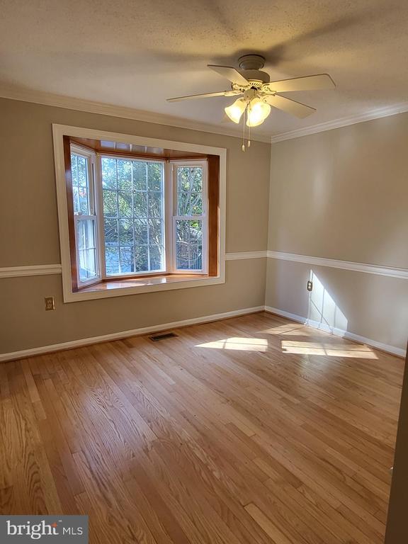 Building Photo - 805 Cattail Ln NE