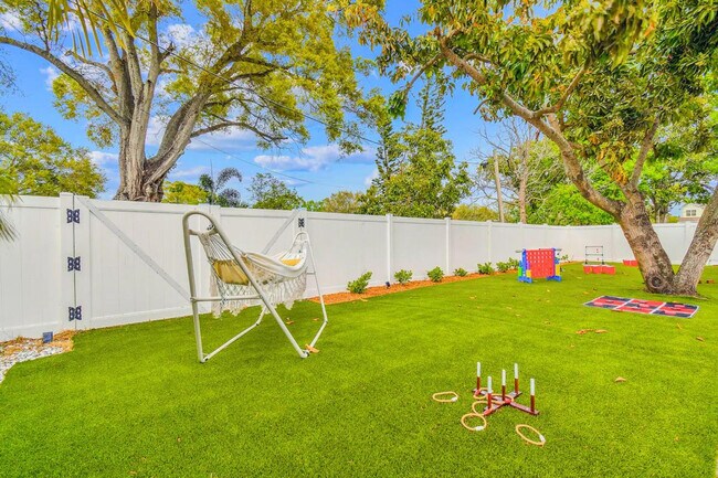 Building Photo - 1107 W Braddock St