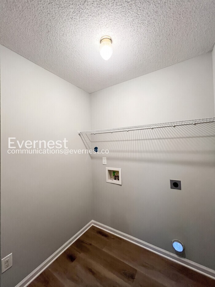 Building Photo - 1224 Whitten Rd