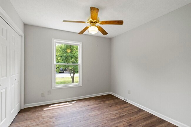 Building Photo - 1204 Derek Dr