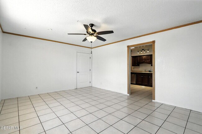 Building Photo - 5709 Hemmingway Dr