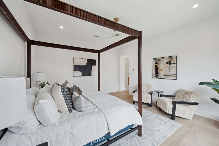 Building Photo - 3815 Hawick Ln