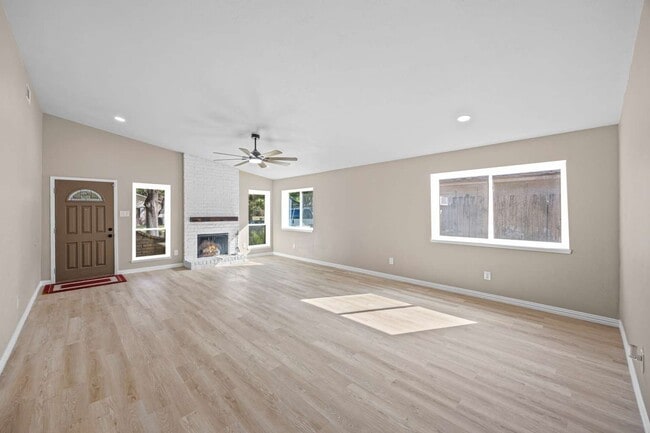 Building Photo - 2207 Anthony-Hay Ln